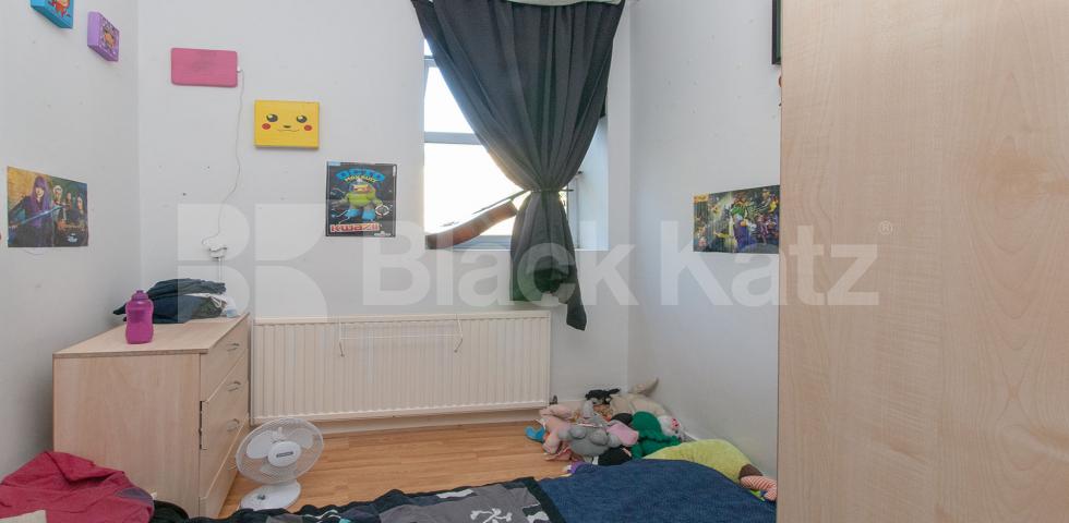 			1 Bedroom, 1 bath, 1 reception Flat			 Stamford Hill, Stoke Newington